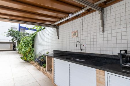 Apartamento para alugar com 60m², 2 quartos e 1 vaga Apartamento para alugar com 60m², 2 quartos e 1 vagaÁrea comum - Churrasqueira