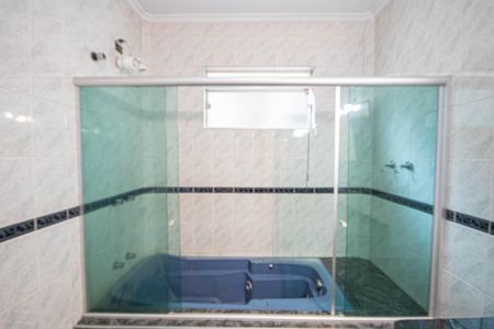 Casa à venda com 260m², 4 quartos e 2 vagas Casa à venda com 260m², 4 quartos e 2 vagasBanheiro da Suíte