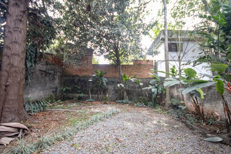 Casa à venda com 260m², 4 quartos e 2 vagas Casa à venda com 260m², 4 quartos e 2 vagasQuintal