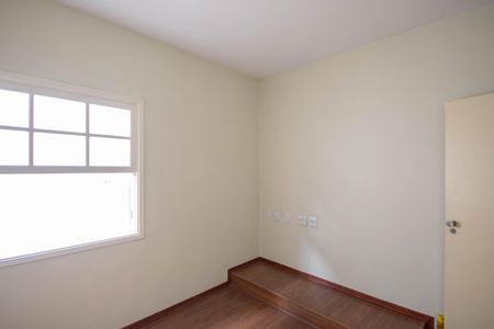 Casa à venda com 260m², 4 quartos e 2 vagas Casa à venda com 260m², 4 quartos e 2 vagasQuarto 3