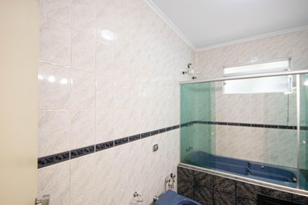 Casa à venda com 260m², 4 quartos e 2 vagas Casa à venda com 260m², 4 quartos e 2 vagasBanheiro da Suíte