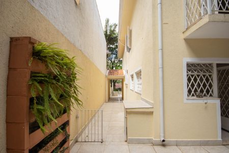 Casa à venda com 260m², 4 quartos e 2 vagas Casa à venda com 260m², 4 quartos e 2 vagasQuintal