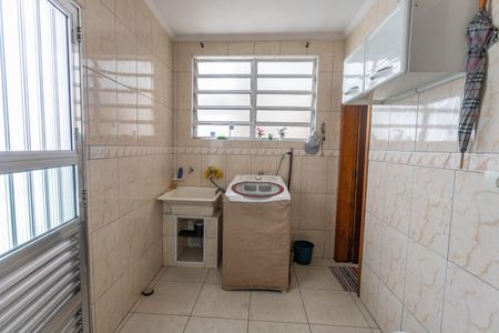 Casa à venda com 225m², 4 quartos e 2 vagasÁrea de serviço