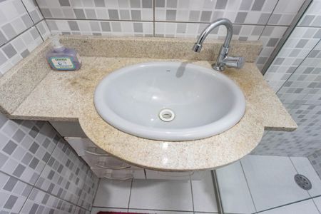 Casa à venda com 225m², 4 quartos e 2 vagasBanheiro serviço