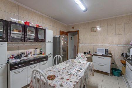 Casa à venda com 225m², 4 quartos e 2 vagasCozinha