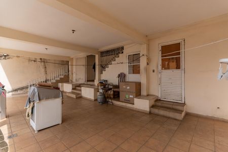 Casa à venda com 360m², 3 quartos e 8 vagas Casa à venda com 360m², 3 quartos e 8 vagasÁrea de Serviço