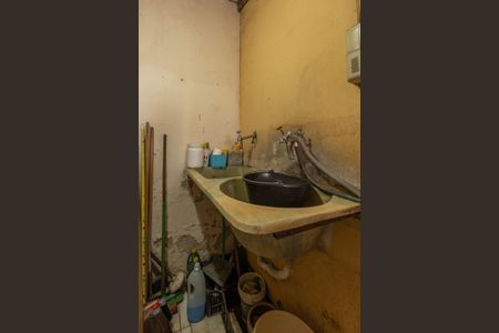 Casa à venda com 360m², 3 quartos e 8 vagas Casa à venda com 360m², 3 quartos e 8 vagasÁrea de Serviço