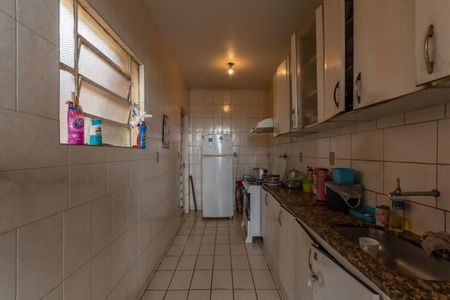 Casa à venda com 360m², 3 quartos e 8 vagas Casa à venda com 360m², 3 quartos e 8 vagasCozinha