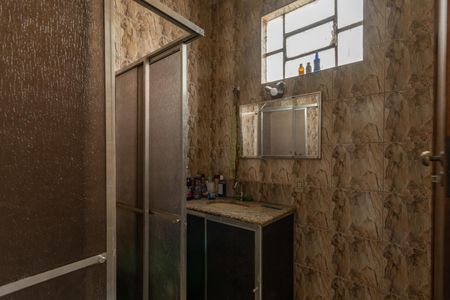 Casa à venda com 360m², 3 quartos e 8 vagas Casa à venda com 360m², 3 quartos e 8 vagasBanheiro Suíte