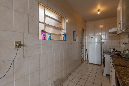 Casa à venda com 360m², 3 quartos e 8 vagas Casa à venda com 360m², 3 quartos e 8 vagasCozinha