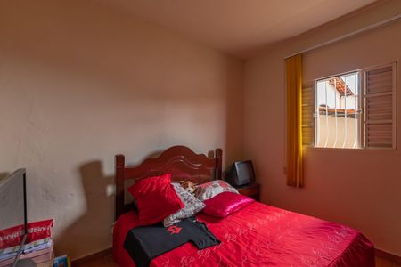 Casa à venda com 360m², 3 quartos e 8 vagas Casa à venda com 360m², 3 quartos e 8 vagasQuarto 1