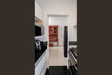 Apartamento à venda com 110m², 3 quartos e 1 vaga Apartamento à venda com 110m², 3 quartos e 1 vagaCozinha e Área de Serviço