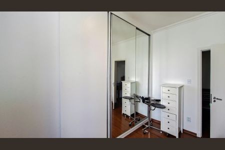 Quarto de apartamento à venda com 3 quartos, 110m² em Santo Agostinho, Belo Horizonte