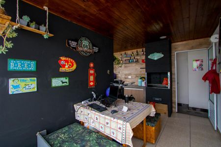 Apartamento à venda com 88m², 2 quartos e 1 vagaÁrea de Serviço