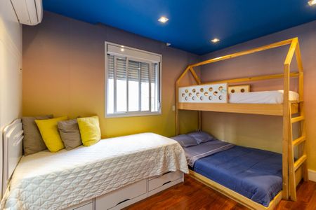 Apartamento à venda com 221m², 4 quartos e 4 vagasSuíte 2