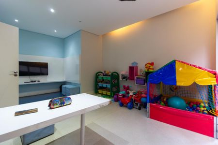 Apartamento à venda com 221m², 4 quartos e 4 vagasÁrea Comum - Brinquedoteca