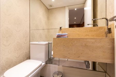 Apartamento à venda com 221m², 4 quartos e 4 vagasLavabo