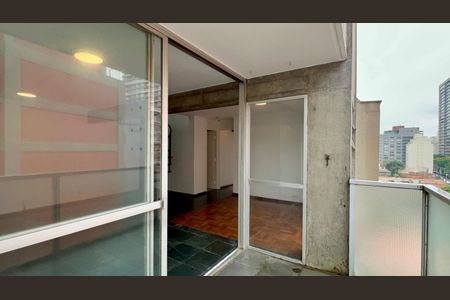 Apartamento à venda com 222m², 4 quartos e 2 vagasVaranda da Copa