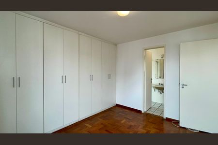 Apartamento à venda com 222m², 4 quartos e 2 vagasSuíte 2