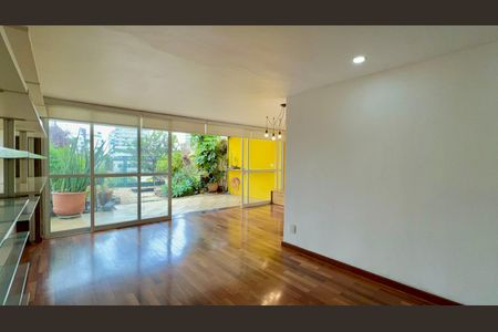 Apartamento à venda com 222m², 4 quartos e 2 vagasSala