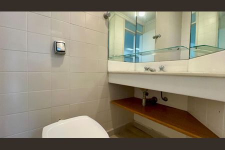 Apartamento à venda com 222m², 4 quartos e 2 vagasLavabo