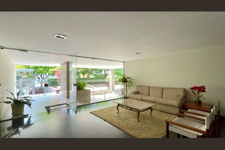 Apartamento à venda com 222m², 4 quartos e 2 vagasHall de entrada