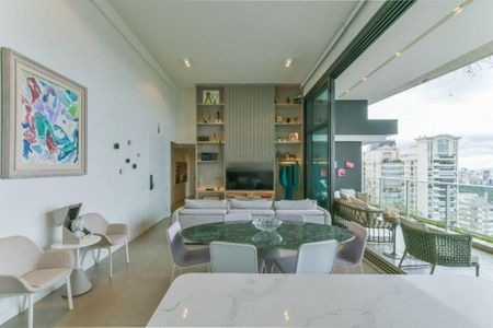 Apartamento à venda com 175m², 3 quartos e 3 vagas