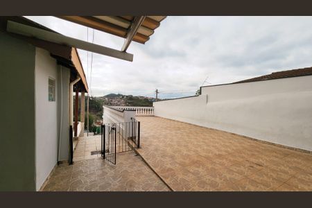 Casa à venda com 240m², 3 quartos e 3 vagasVaranda