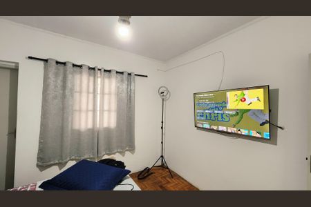 Casa à venda com 240m², 3 quartos e 3 vagasSuíte