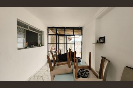 Casa à venda com 240m², 3 quartos e 3 vagasLavanderia