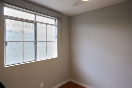 Casa à venda com 160m², 4 quartos e 2 vagas Casa à venda com 160m², 4 quartos e 2 vagasQuarto 3