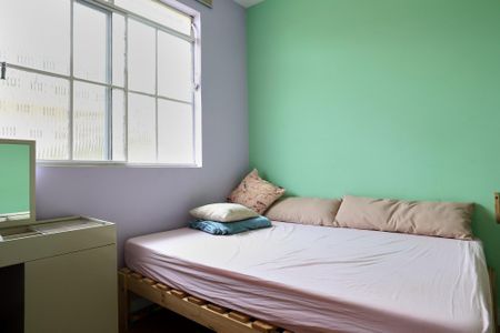 Casa à venda com 160m², 4 quartos e 2 vagas Casa à venda com 160m², 4 quartos e 2 vagasQuarto 1