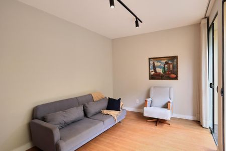 Sala de casa à venda com 4 quartos, 160m² em Nova Floresta, Belo Horizonte