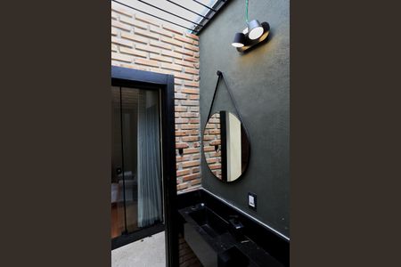 Casa à venda com 160m², 4 quartos e 2 vagas Casa à venda com 160m², 4 quartos e 2 vagasLavabo