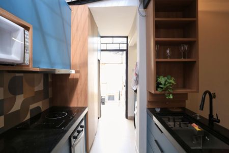 Casa à venda com 160m², 4 quartos e 2 vagas Casa à venda com 160m², 4 quartos e 2 vagasCozinha