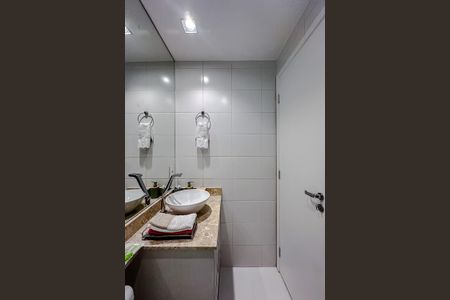 Apartamento para alugar com 77m², 2 quartos e 2 vagas Apartamento para alugar com 77m², 2 quartos e 2 vagasBanheiro Social