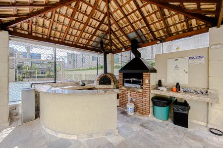 Apartamento para alugar com 77m², 2 quartos e 2 vagasÁrea comum - Churrasqueira