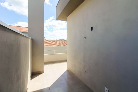 Casa à venda com 223m², 4 quartos e 4 vagas Casa à venda com 223m², 4 quartos e 4 vagasVaranda da Suíte 1