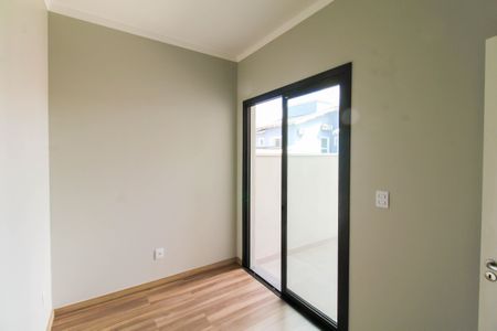 Casa à venda com 223m², 4 quartos e 4 vagas Casa à venda com 223m², 4 quartos e 4 vagasQuarto