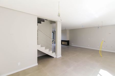 Casa à venda com 223m², 4 quartos e 4 vagas Casa à venda com 223m², 4 quartos e 4 vagasCozinha