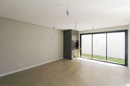 Casa à venda com 223m², 4 quartos e 4 vagas Casa à venda com 223m², 4 quartos e 4 vagasCozinha