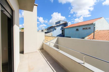 Casa à venda com 223m², 4 quartos e 4 vagas Casa à venda com 223m², 4 quartos e 4 vagasVaranda da Suíte 1