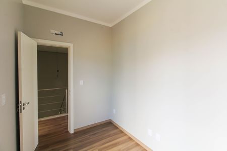 Casa à venda com 223m², 4 quartos e 4 vagas Casa à venda com 223m², 4 quartos e 4 vagasQuarto