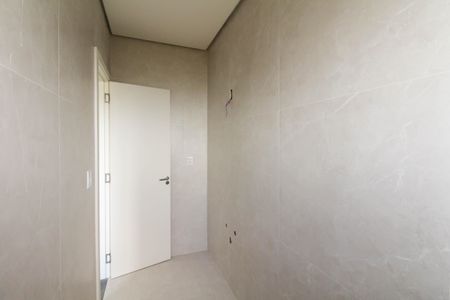 Casa à venda com 223m², 4 quartos e 4 vagas Casa à venda com 223m², 4 quartos e 4 vagasBanheiro da Suíte 2