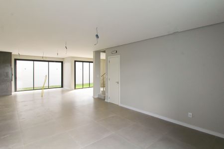 Sala de casa à venda com 4 quartos, 223m² em Estância Velha, Canoas