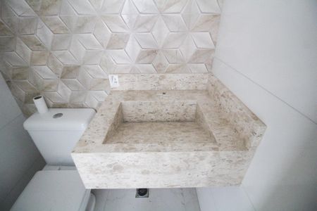 Casa à venda com 120m², 3 quartos e 2 vagasLavabo