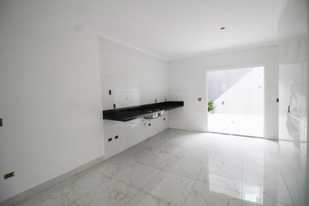 Casa à venda com 120m², 3 quartos e 2 vagasCozinha 