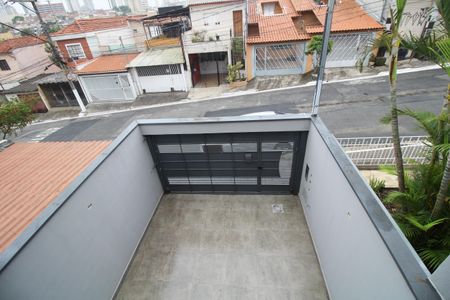 Casa à venda com 120m², 3 quartos e 2 vagasSuite - Varanda