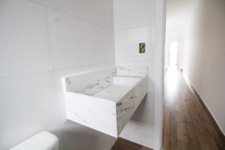 Casa à venda com 120m², 3 quartos e 2 vagasBanheiro 2