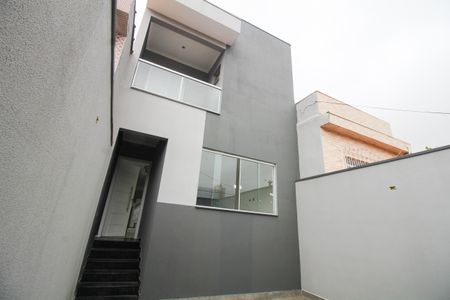 Casa à venda com 120m², 3 quartos e 2 vagasGaragem